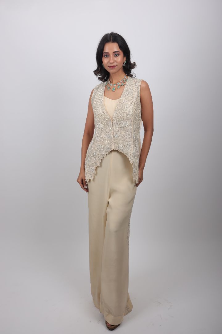 Noor Embroidered Jacket Set