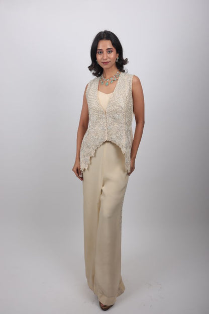 Noor Embroidered Jacket Set