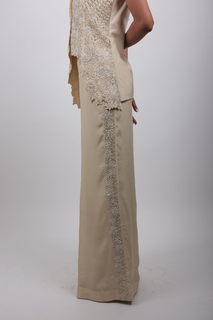 Noor Embroidered Jacket Set