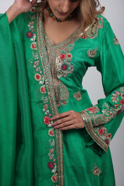 Gulbahar Embroidered Kurta Set